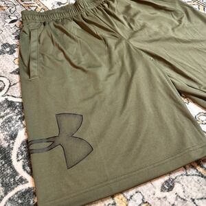 Under Armour UA Tech Graphic Shorts Men's Small Green Loose‎ Fit NWT